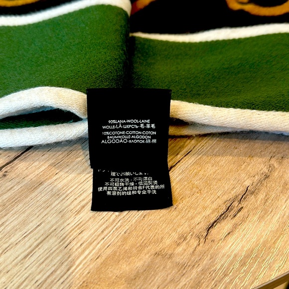 GUCCI GG wool scarf 100% authentic reversible - Picture 4 of 4